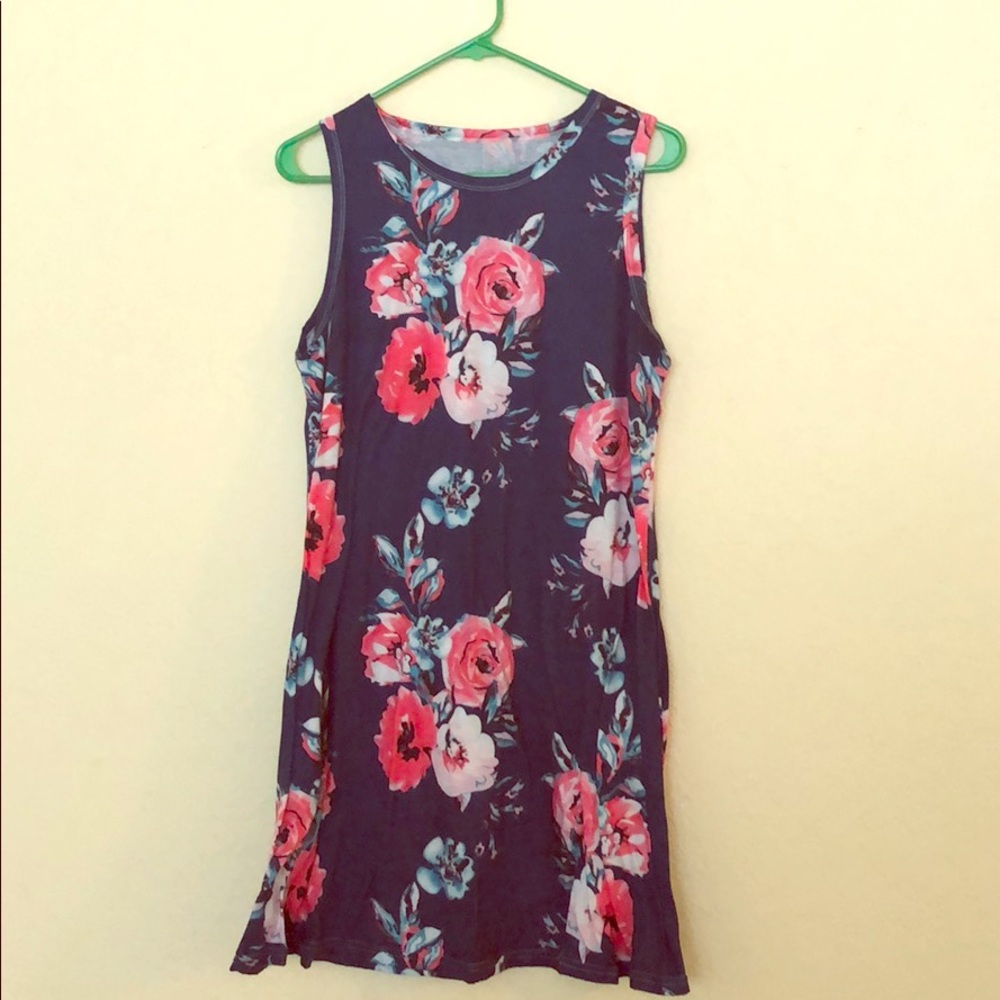 Dress with pockets.